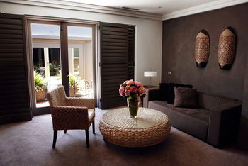 Hotel Ravesis - Grafton Accommodation 11