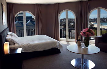 Hotel Ravesis - Grafton Accommodation 13