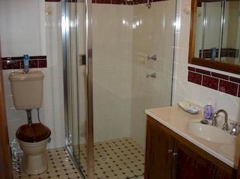 Lochinvar House B&B - Grafton Accommodation 9