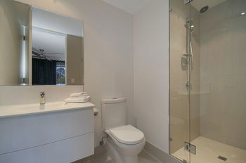 Jacaranda Noosa - Grafton Accommodation 6