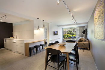 Jacaranda Noosa - Grafton Accommodation 24