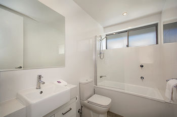Jacaranda Noosa - Grafton Accommodation 34