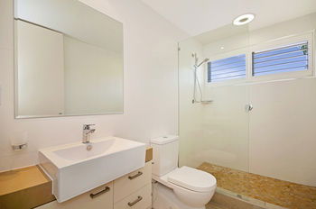 Jacaranda Noosa - Grafton Accommodation 35