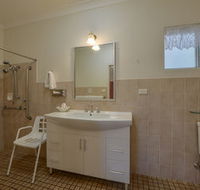 Cadman Motor Inn amp Apartments - Grafton Accommodation