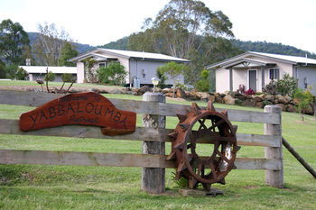 Yabbaloumba Retreat - Grafton Accommodation 15