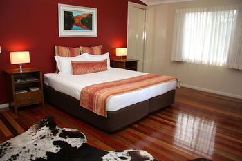 Yabbaloumba Retreat - Grafton Accommodation 19