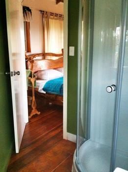 Uluramaya Retreat Cabins - Grafton Accommodation 5