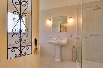 The Heart Of Emerald Bed & Breakfast - Grafton Accommodation 1