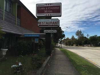 Town & Country Motel - Grafton Accommodation 24
