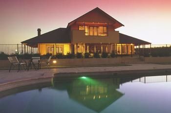 Tranquil Vale Vineyard & Cottages - Grafton Accommodation 4