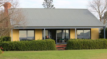 Tranquil Vale Vineyard & Cottages - Grafton Accommodation 7