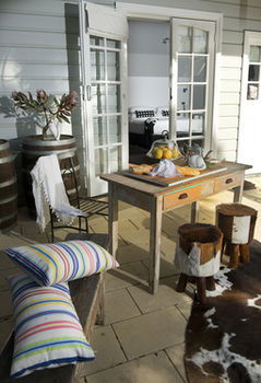 The Villa - Country House Retreat - Grafton Accommodation 3