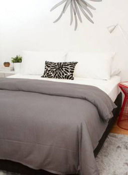 Apartment2c - Siena - Grafton Accommodation 3