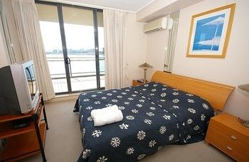 Homebush Bay 125 Ben Furnished Apartment - Grafton Accommodation 1