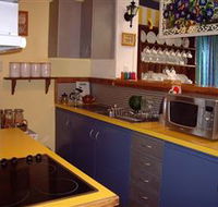 Seasons of Tasmania - Grafton Accommodation