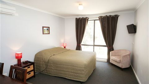 Deniliquin Golf Leisure Resort - Grafton Accommodation 3