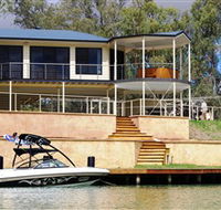 Cascades on the River - Grafton Accommodation