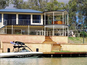 Cascades On The River - Grafton Accommodation 0