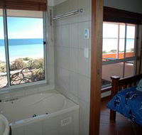 Ceduna Shelly Beach Caravan Park and Beachfront Villas - Grafton Accommodation
