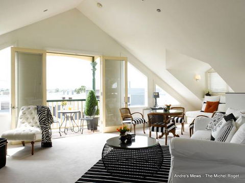 Andre's Mews - Grafton Accommodation 0