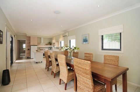 CeeSpray On Owen - Grafton Accommodation 1