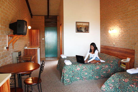 Lookout Motor Inn - Grafton Accommodation 0