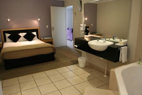 Windmill Motel And Reception Centre - Grafton Accommodation 0