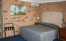 Country Comfort Parkes - Grafton Accommodation 0