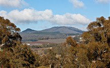 Amazing Country Escapes - Lakeview Luxury Cabins - Grafton Accommodation 3