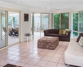 At Theme Park Central Holiday House - Grafton Accommodation 3