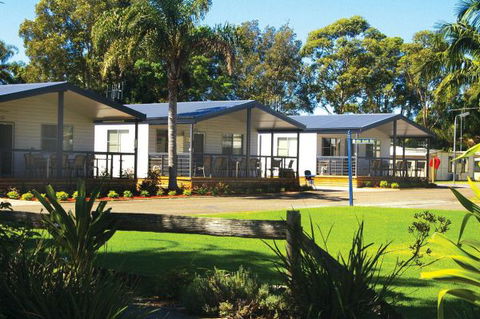 Smuggler's Cove Holiday Village - Grafton Accommodation 1