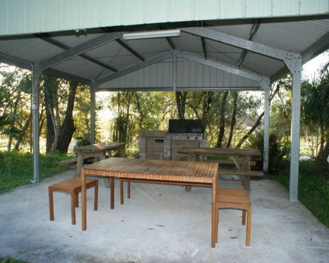 Tyndale Tourist Park & Roadhouse - Grafton Accommodation 2