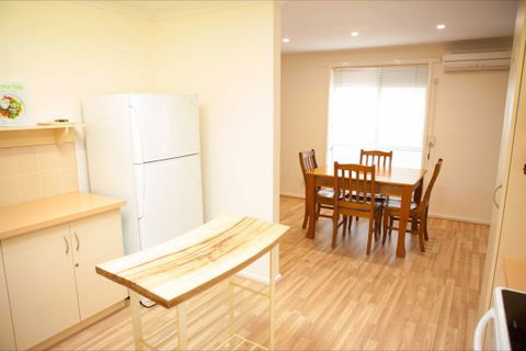 Unit 2 - Grafton Accommodation 6