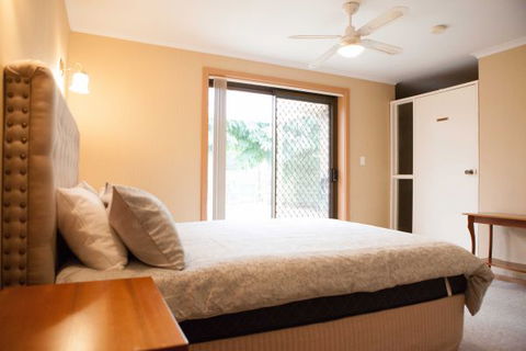 Unit 2 - Grafton Accommodation 7