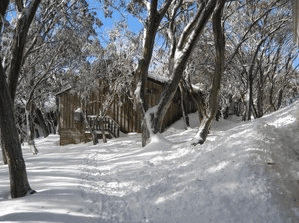 Akla Ski Lodge - Grafton Accommodation 0