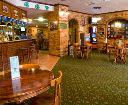Albion Hotel - Grafton Accommodation 4