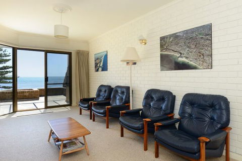 Breeze At The Bay - Grafton Accommodation 3