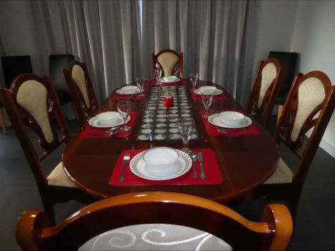 Adelaide Holiday House - Grafton Accommodation 4
