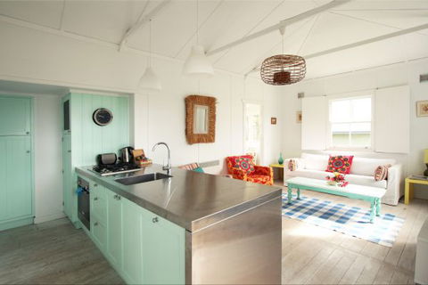 Aurora Beachfront Cottage - Grafton Accommodation 1