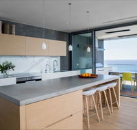 Denning Beach House - Grafton Accommodation