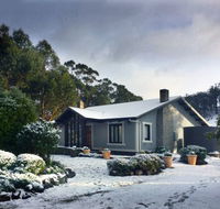 Frenchman's River - The Writer's House - Grafton Accommodation