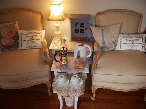 La Perrie Chalet Bed And Breakfast - Grafton Accommodation 2