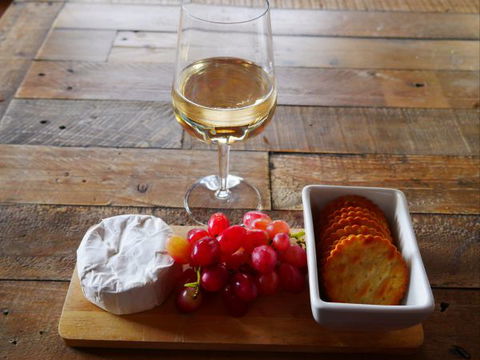 La Perrie Chalet Bed And Breakfast - Grafton Accommodation 4