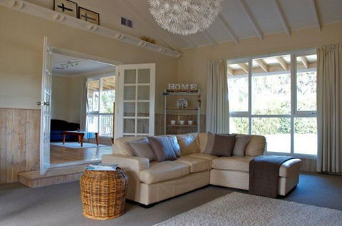 Sweetman Cottage - Grafton Accommodation 1
