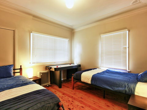 Aqua Flora - Grafton Accommodation 8