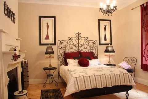 Azalea Cedar-Rose Villa - Grafton Accommodation 0