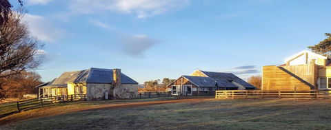 Ratho Farm - Grafton Accommodation 4