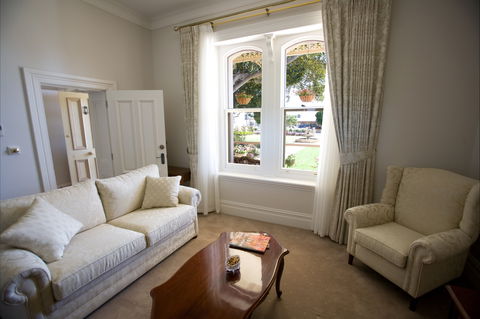 Rose Eden House At Goolwa - Grafton Accommodation 3