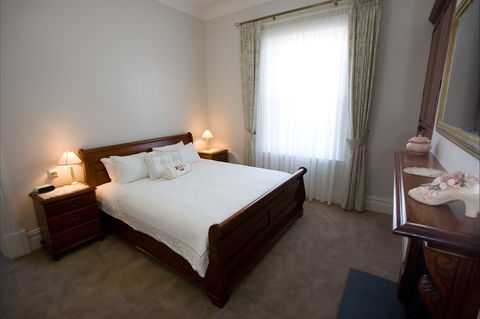 Rose Eden House At Goolwa - Grafton Accommodation 7