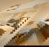 Serenity Shores - Grafton Accommodation